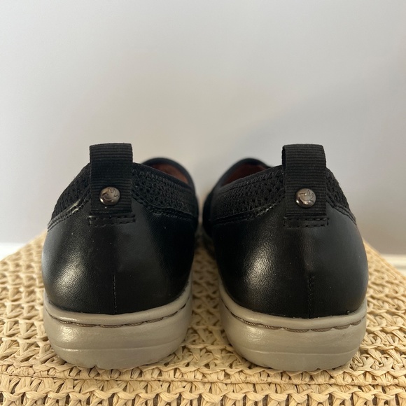 Cobb Hill Black Crossover Penfield Slip-On Sneaker - Women's size 9 - Picture 5 of 8